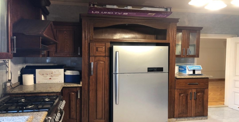 شقه للبيع بميدان لبنان بالفرش