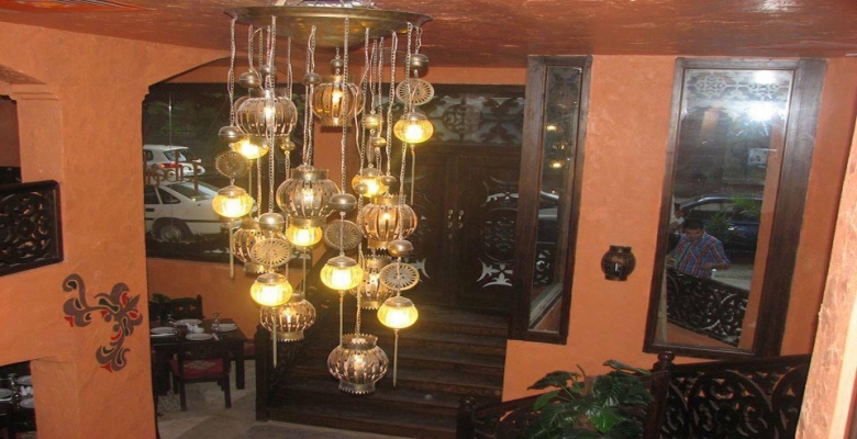 مطعم مجهز بالكامل ورخصه سياحيه بأرقي اماكن الزمالك