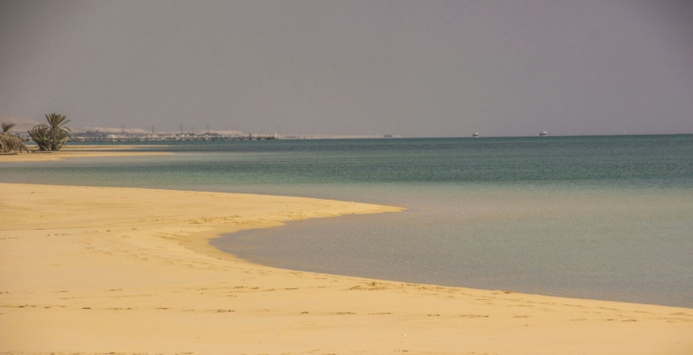 شاليه للبيع العين السخنة - قرية بالم بيتش