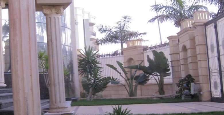 فيلا للبيع او الايجار - التجمع الخامس