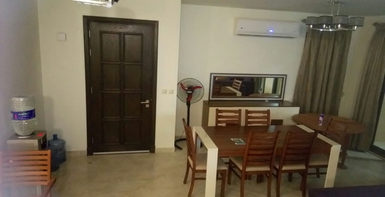 توينهاوس فى ايزولا مراسى فى الساحل الشمالى
