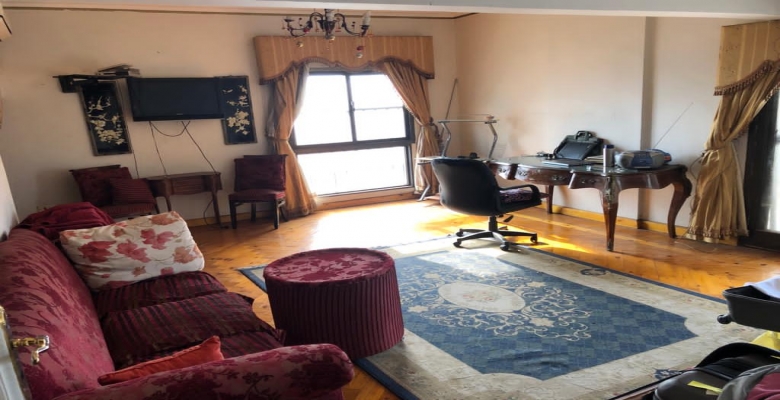 شقه للبيع بالزمالك