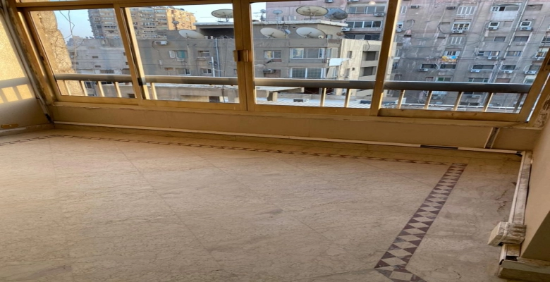 شقة للبيع أو الايجار بالمهندسين