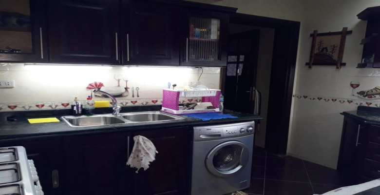 شقه للبيع في الدقي شارع مصدق