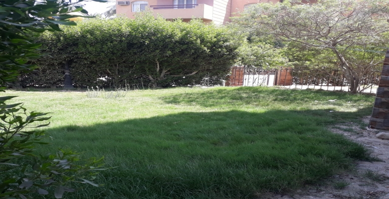 شالية للبيع بالعين السخنة