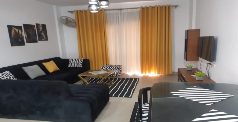 شاليه للايجار  بقريه أمواج الساحل الشمالي / Chalet for rent in Amwaj North Coast