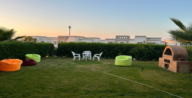 شاليه للإيجار قرية امواج الساحل الشمالي سيدي عبد الرحمن Chalet for rent in Amwaj Village