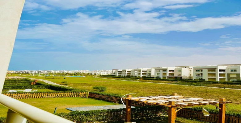 شاليه للايجار في أمواج .Chalet for rent in Amwaj