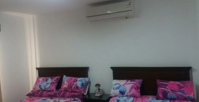 شاليه للايجار في أمواج .Chalet for rent in Amwaj.