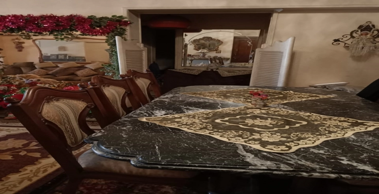 شقة للبيع بالزمالك شارع 26 يوليو 130م | بسعر مميز من Algomhoria