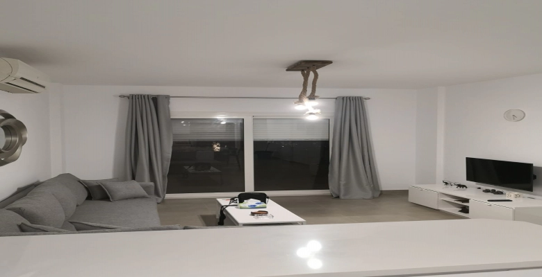 شاليه للايجار في أمواج .Chalet for rent in Amwaj