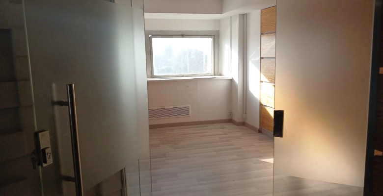 مكتب إداري للإيجار في الزمالك   علي  النيل