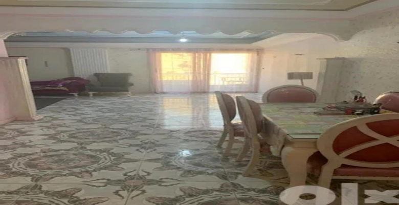 شقة للبيع بشارع المصانع الحديدية - المهندسين /  An apartment in Iron & Steel Factories Street in Mohandessin For sale