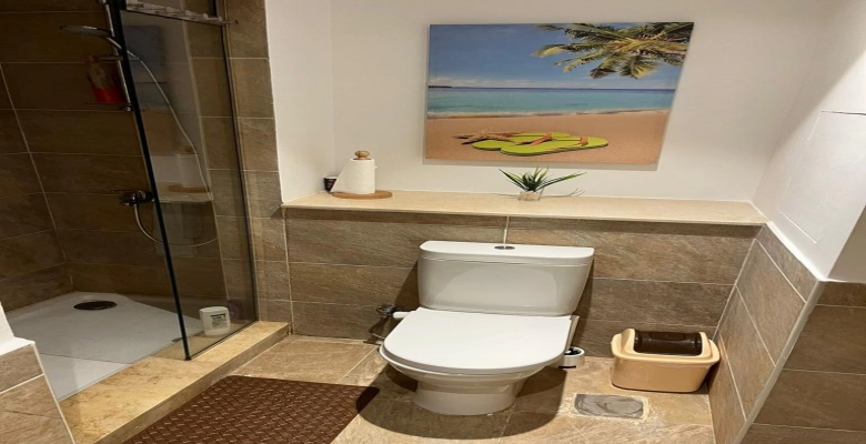 شاليه للايجار بمراسي الساحل الشمالي -  a chalet for rent in Marassi North Coast