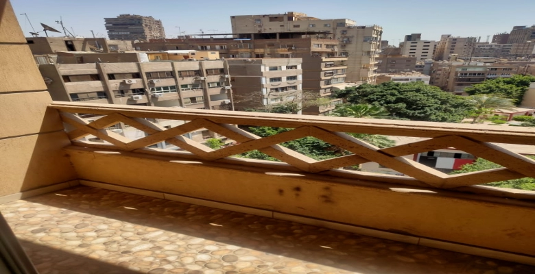 شقة للبيع بشارع شهاب أمام مدرسة الأوقاف - المهندسين / An apartment for sale on Shahab Street in front of Al Awqaf School - Mohandeseen