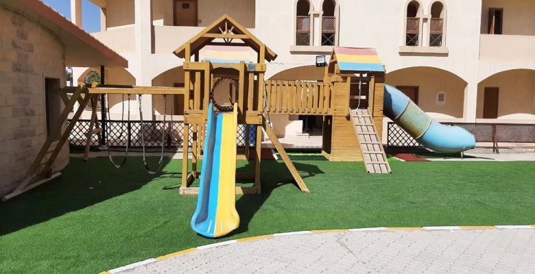 شاليه للايجار بقرية اكواريوس - العين السخنة