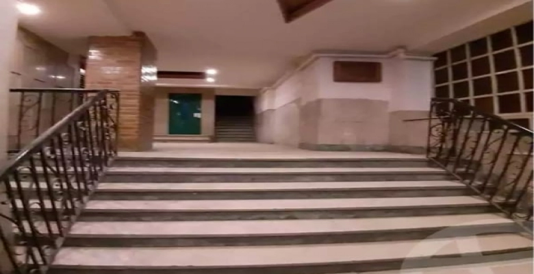 شقة للبيع بشارع قاسم - الدقي / Apartment for sale in Qassem street - Dokki