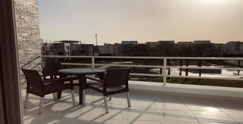 شاليه للايجار بقرية أمواج - الساحل الشمالي / A chalet is available for rent in Amwaj Village, North Coas