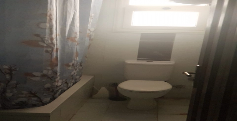 شاليه للايجار في لازوردي باي - الساحل الشمالي / A chalet is available for rent in Lazurde Bay - North Coast