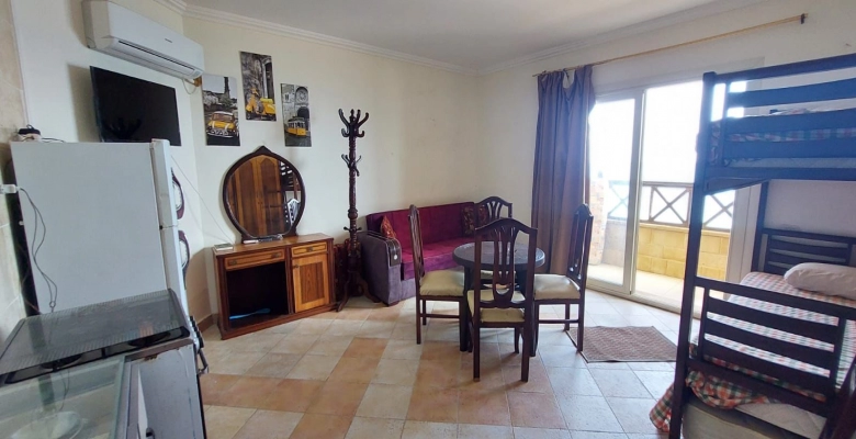 ستوديو للايجار فى لازوردى باى  Studio for rent in L'azurde Bay