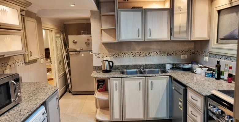 شقه للايجار في الزمالك