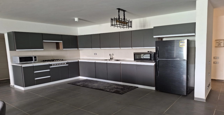 شاليه للايجار في فوكا باي - موقع مميز | الجمهورية للعقارات