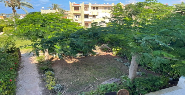 شالية للايجار فى مارينا 4  algomhoria