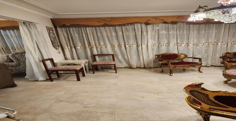 شقة للإيجار  الدقي | algomhoria