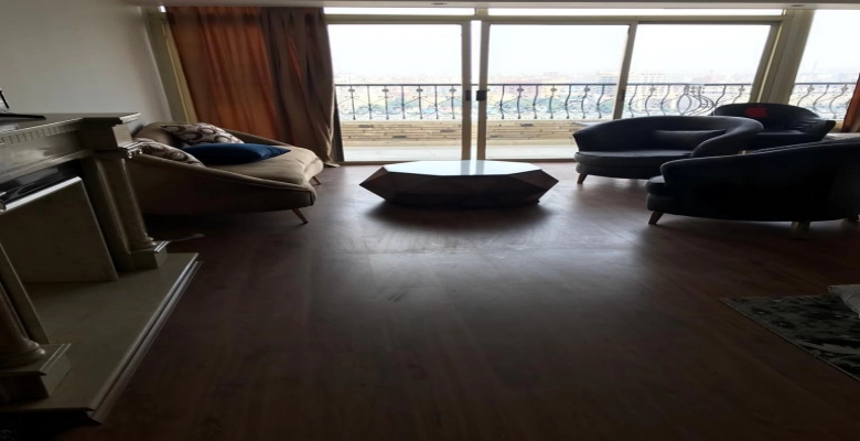 شقة للايجار في محمد مظهر بالزمالك.Apartment for rent in Mohamed Mazhar, Zamalek.