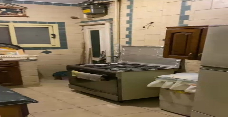 شقه للايجار علي النيل مباشرة بالزمالك.Apartment for rent directly on the Nile in Zamalek.