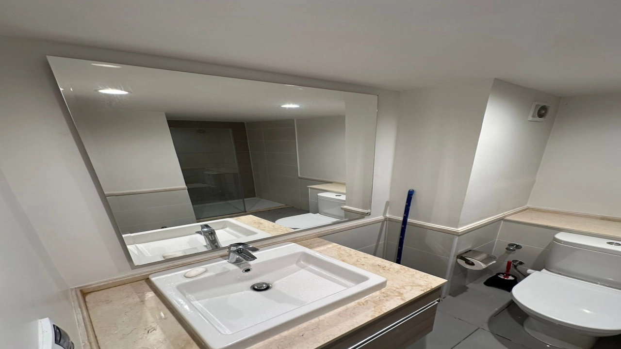 شاليه 2 غرفة للايجار - في مارينا مراسي - الساحل الشمالي