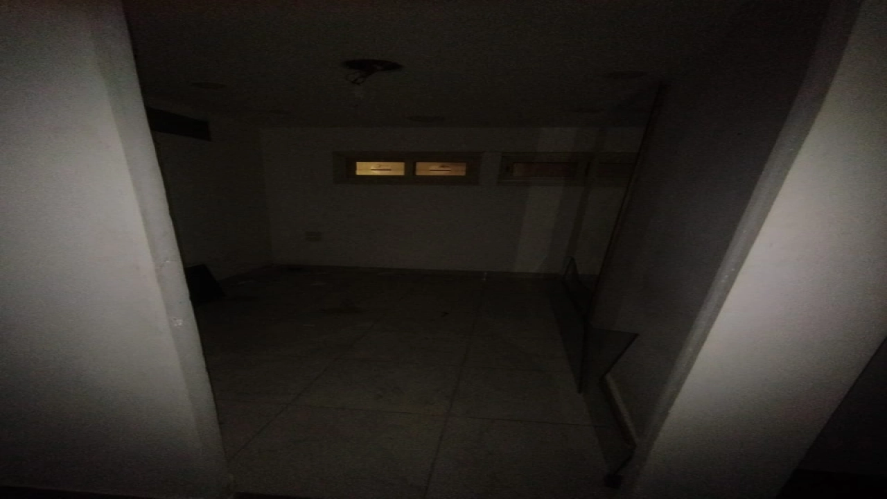 مقر اداري للايجار 200 م بشارع محمد انيس