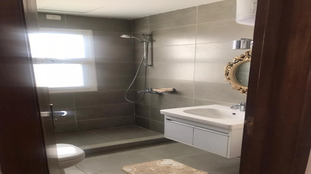 بنتهاوس للايجار في امواج 3غرف