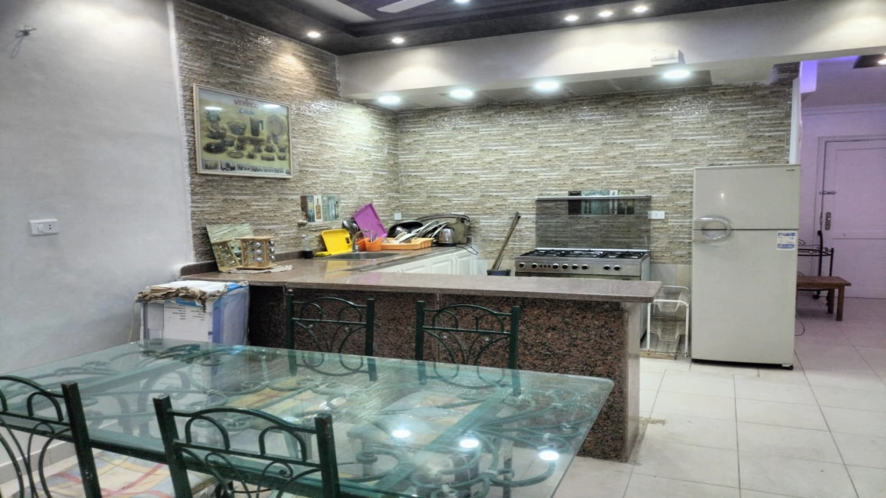 شالية ايجار بمارينا2 - ثاني صف بحيره - الساحل الشمالي