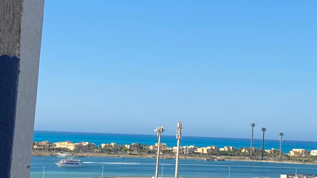 استوديو للايجار -- بورتو مارينا -- الساحل الشمالي