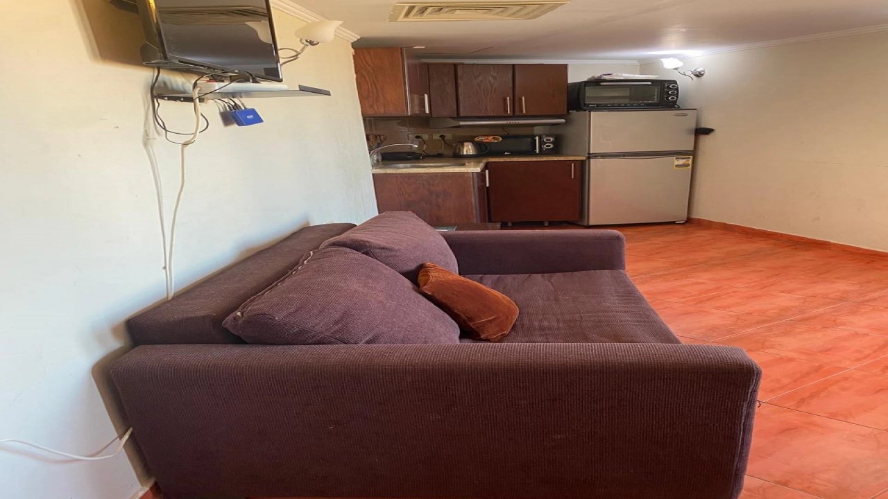 استوديو للايجار -- بورتو مارينا -- الساحل الشمالي