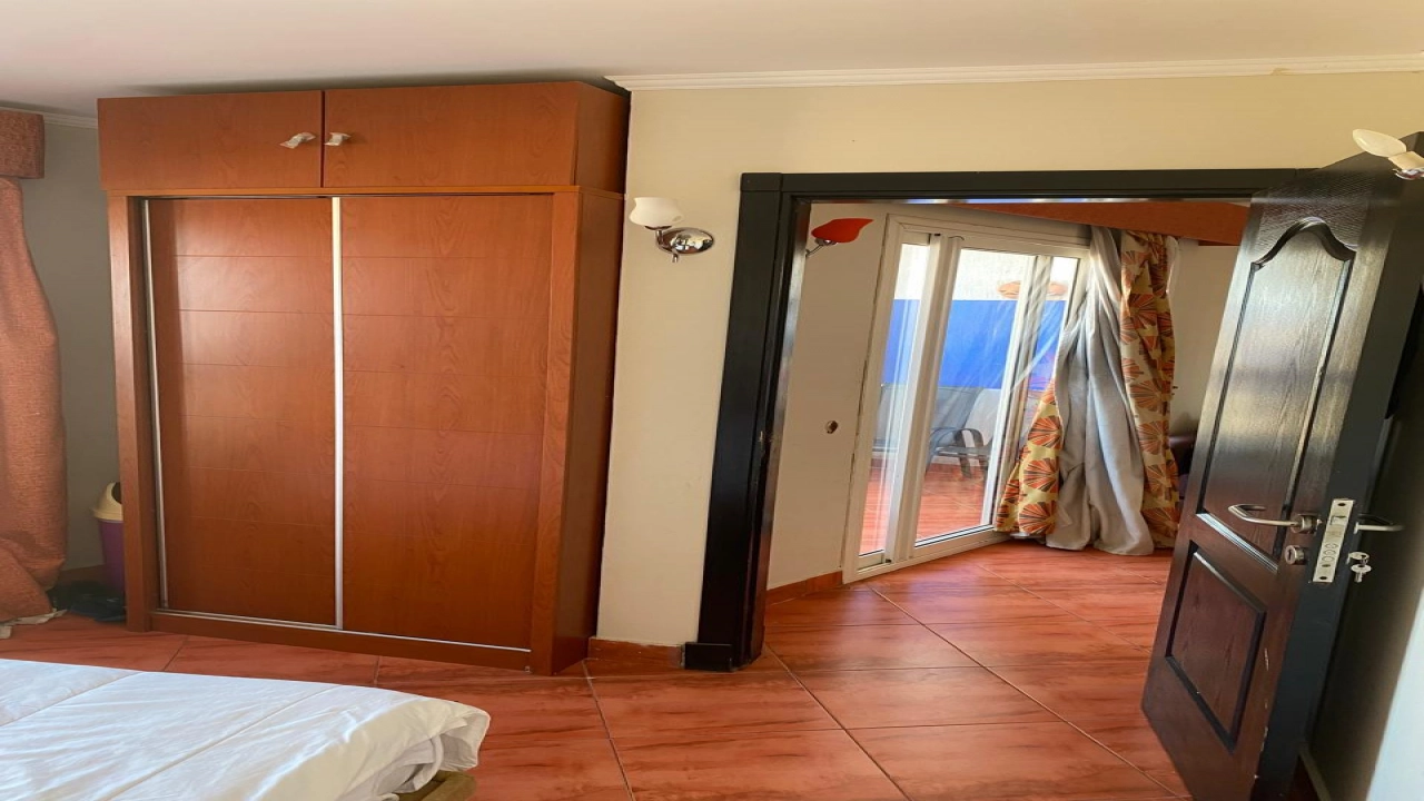 استوديو للايجار -- بورتو مارينا -- الساحل الشمالي