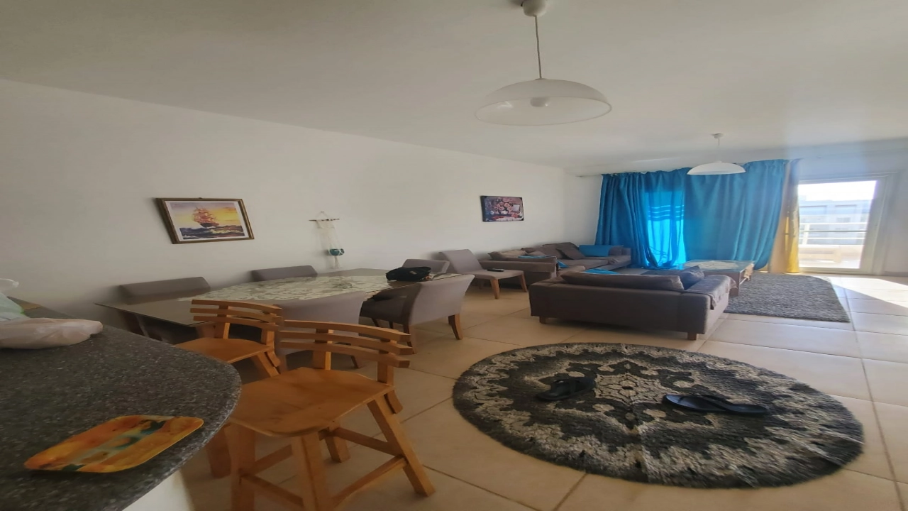 شالية للايجار 2 غرفه _قرية امواج_ الساحل الشمالي