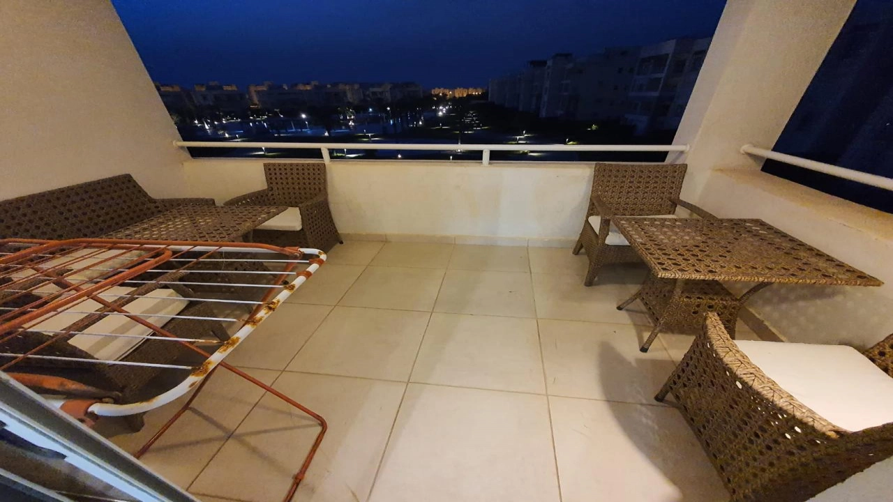 شالية غرفتين للايجار بقرية أمواج الساحل الشمالي