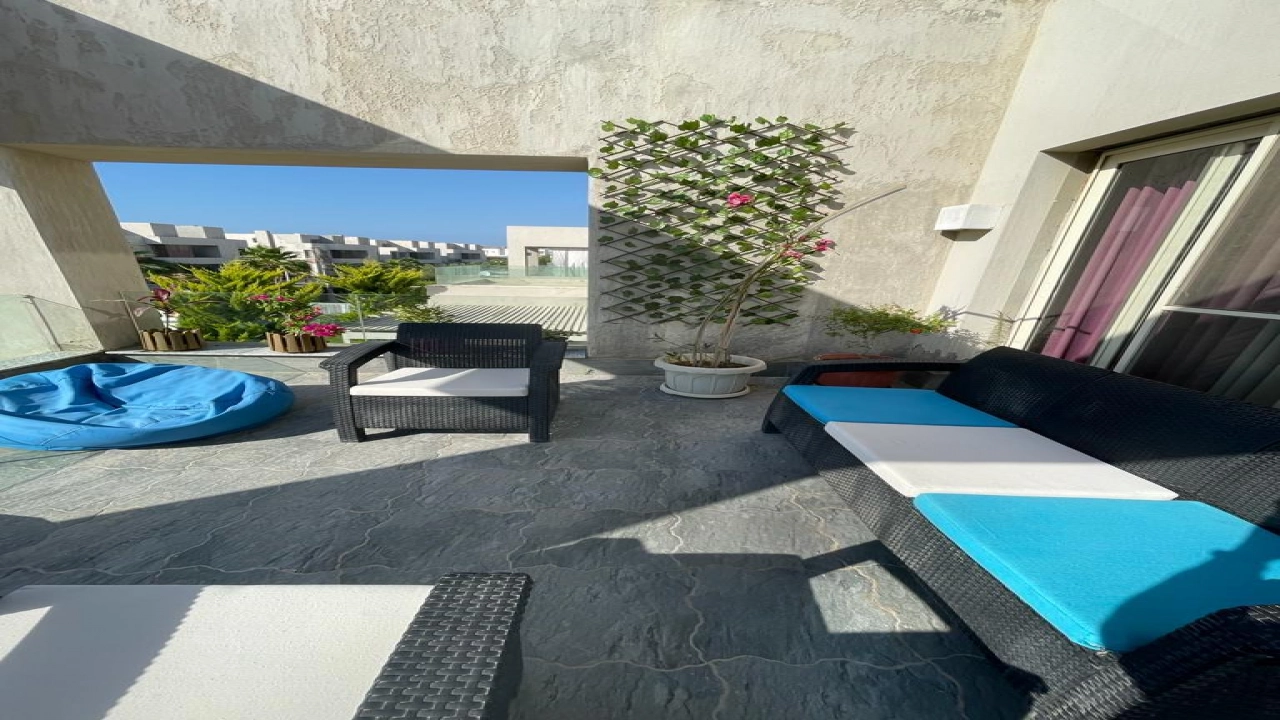 شالية للإيجار في قرية هاسيندا باي الساحل الشمالي 3 غرف نوم