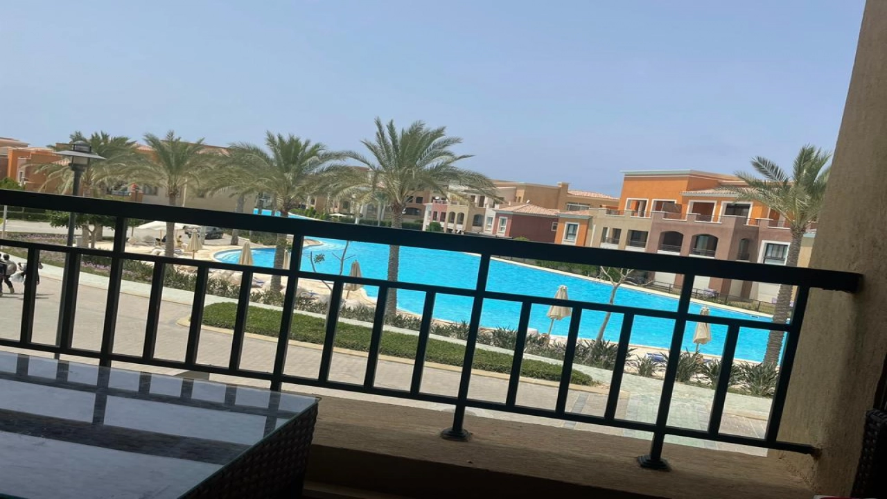 شالية 3غرفة للأيجار بالساحل الشمالي بقرية مراسي (فيردي)