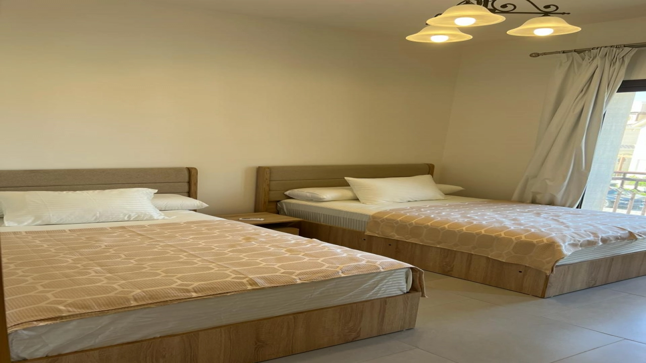 شاليه للايجار في مراسي ساليرنوا الساحل الشمالي 3غرف