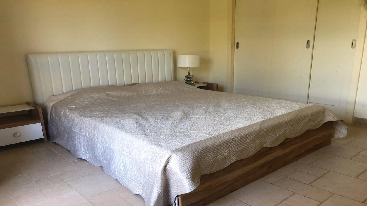 شالية 4 غرف للأيجار بالساحل الشمالي بقرية مراسي