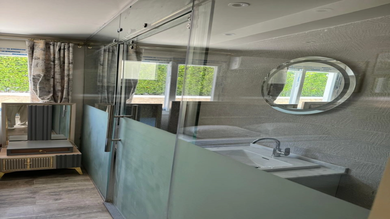 فيلا 5 غرف بالساحل الشمالي قرية