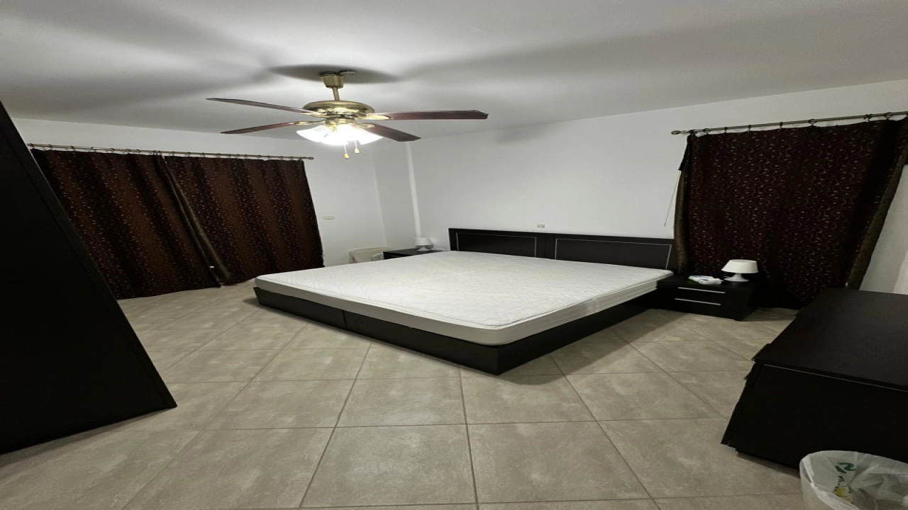 شاليه للايجار في امواج الساحل الشمالي 4غرف