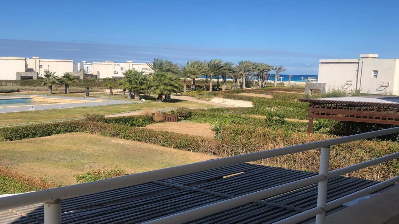 شاليه للايجار في امواج الساحل الشمالي 4 غرف