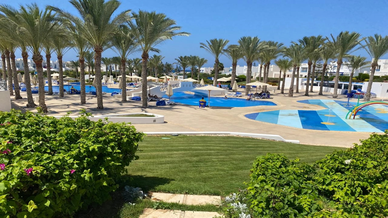 فيلا للأيجار بالساحل الشمالي قرية ماونتن فيو