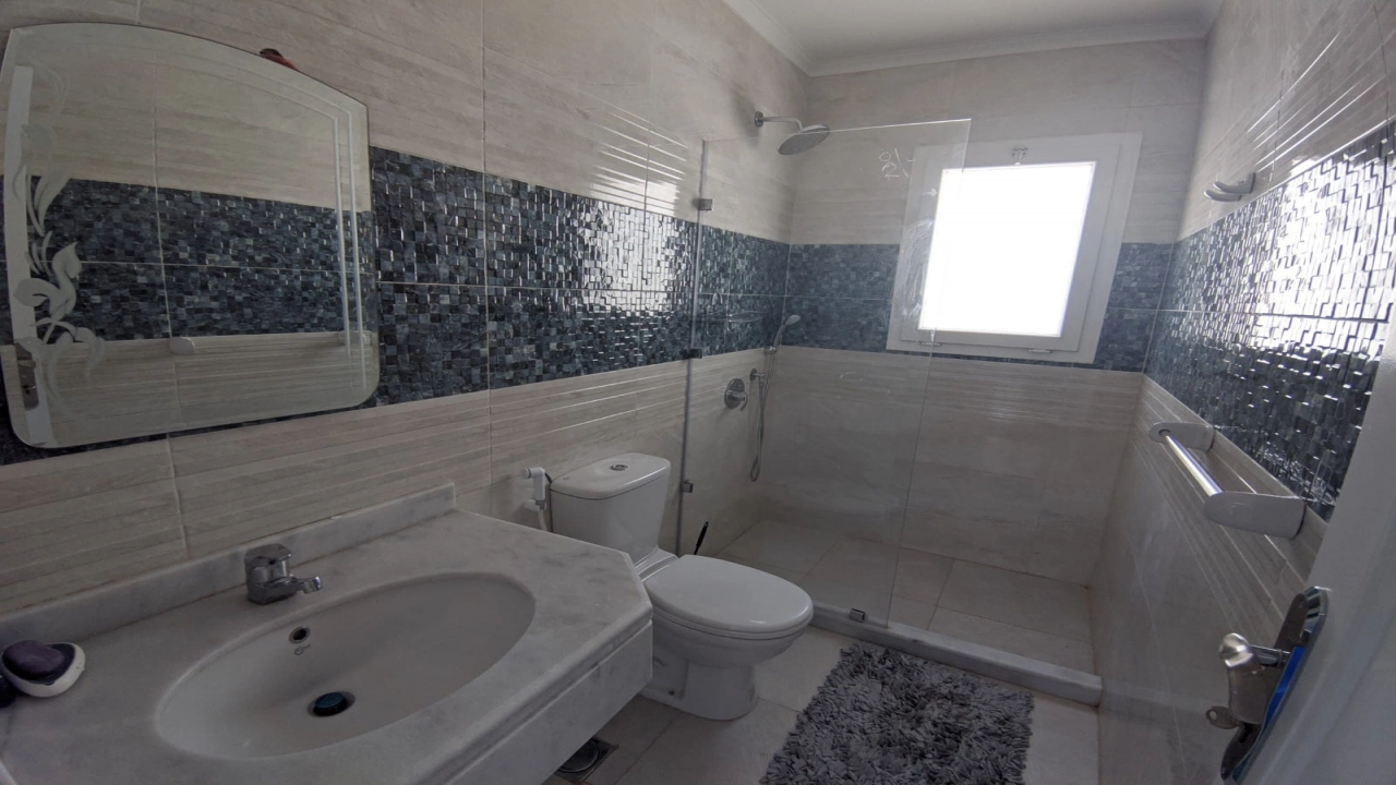 شالية للايجار بالساحل الشمالي (ماونتن فيو )