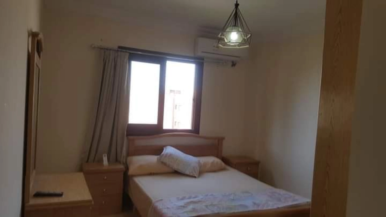 شالية للإيجار في قرية نيس الساحل الشمالي 3 غرف نوم