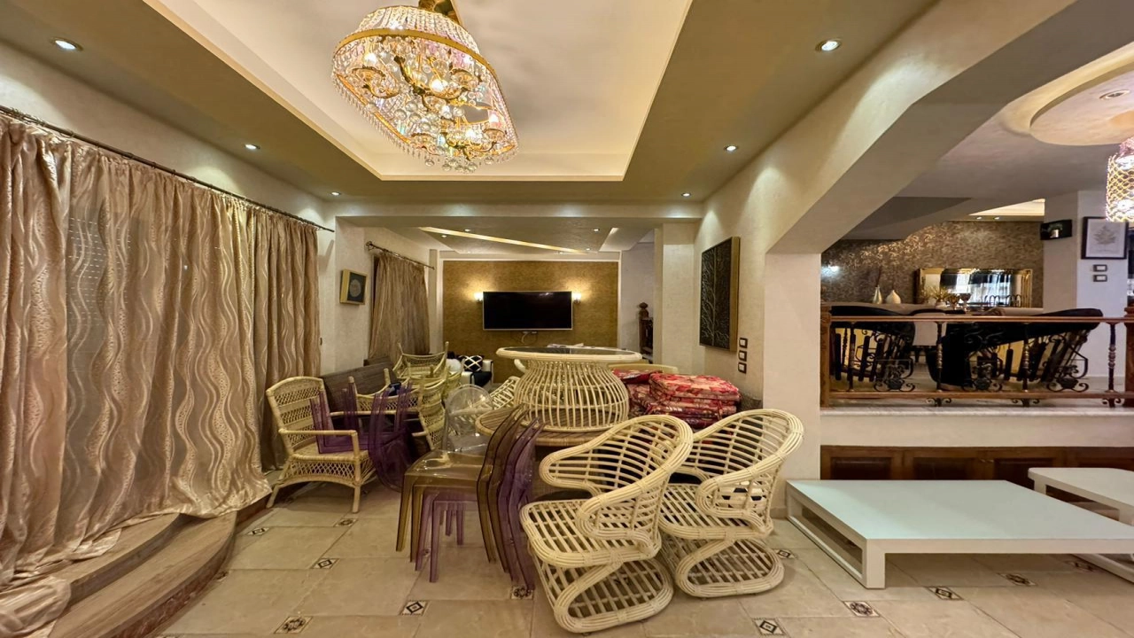 فيلا للبيع في مارينا 5